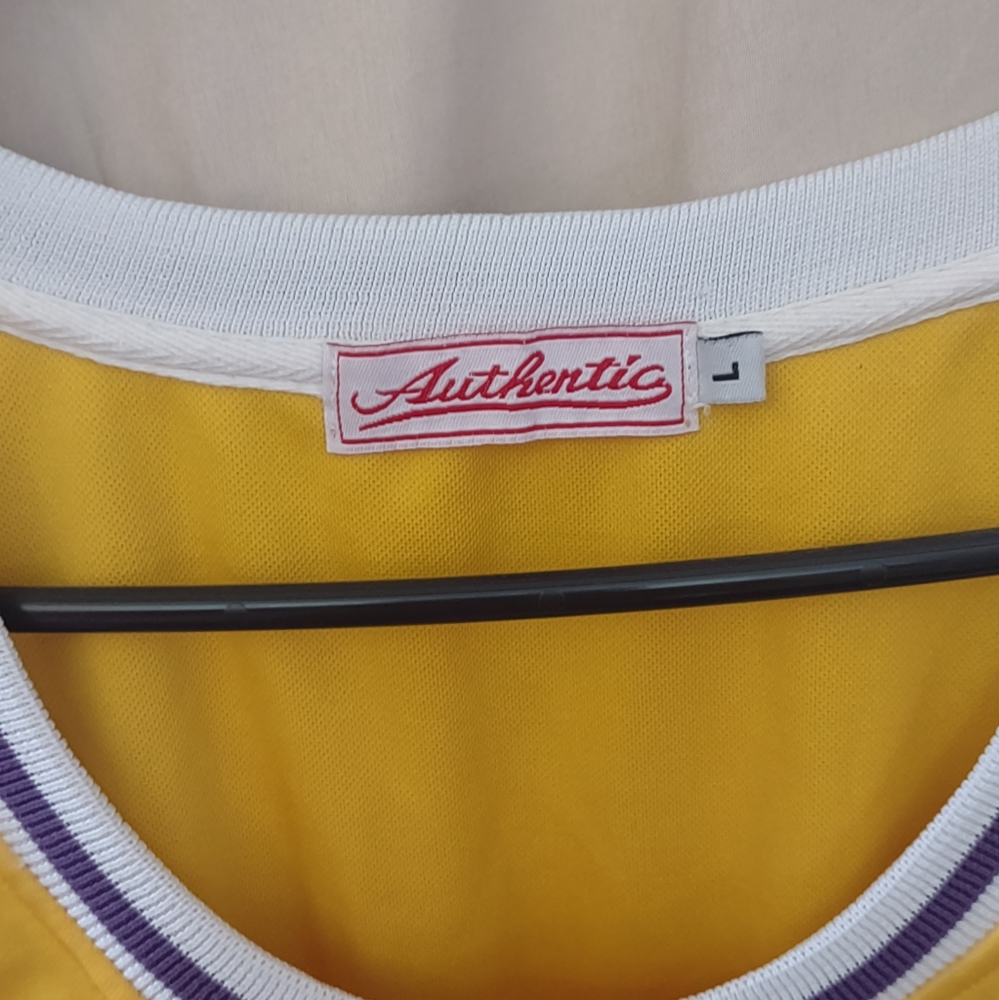 Las Angeles Throwbacks Blacktop edition jersey #32  size L - Picture 4 of 4